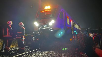 Yolcu Treninin Çarptığı Otomobilin Sürücüsü Öldü