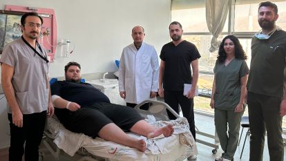 26 yaşındaki 210 kiloluk Muhsine Cerrahi Operasyon