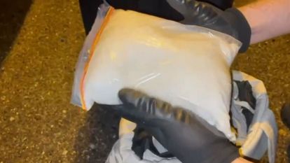 Kadın Yolcunun Çantasında 1 Kilo Uyuşturucu Çıktı
